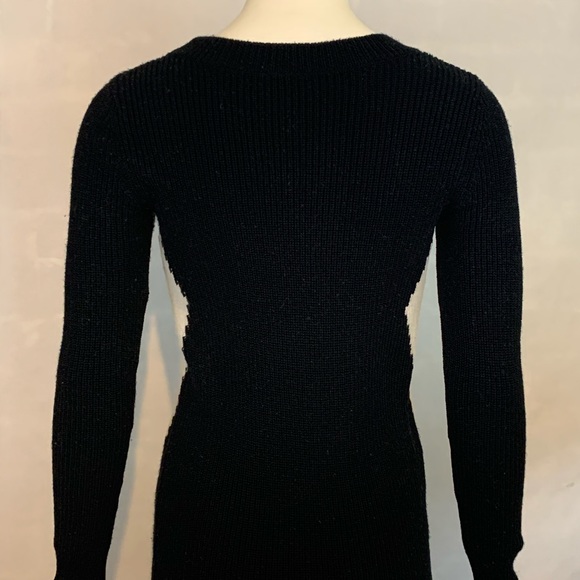 Pink Tartan Graphic Diamond Sweater - Picture 4 of 7